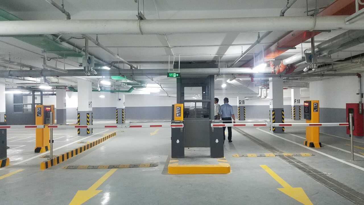 car parking system c