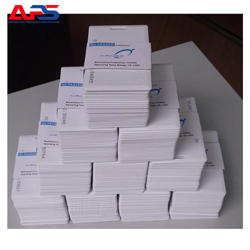 Thẻ Cảm Ứng Mỏng 125Khz 4 Smart Card Proxi Day Mango 18 So Package